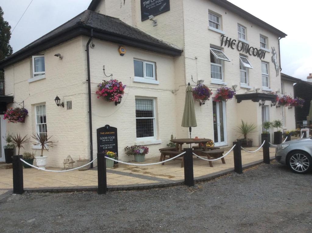 Gallery image of The Unicorn Hotel in Caersws