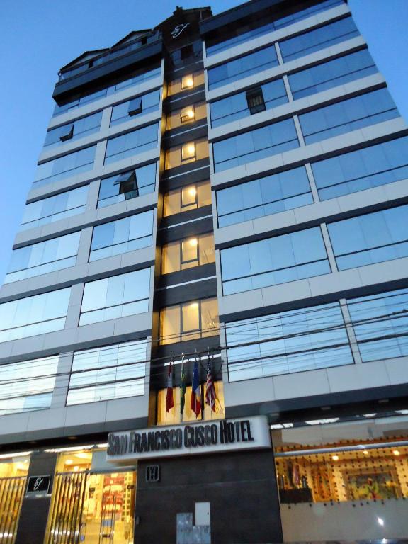 Budova, kde se hotel nachází