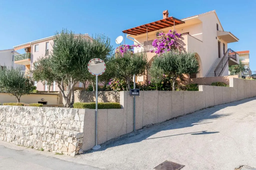 Apartments Zizic, Trogir, Croaţia