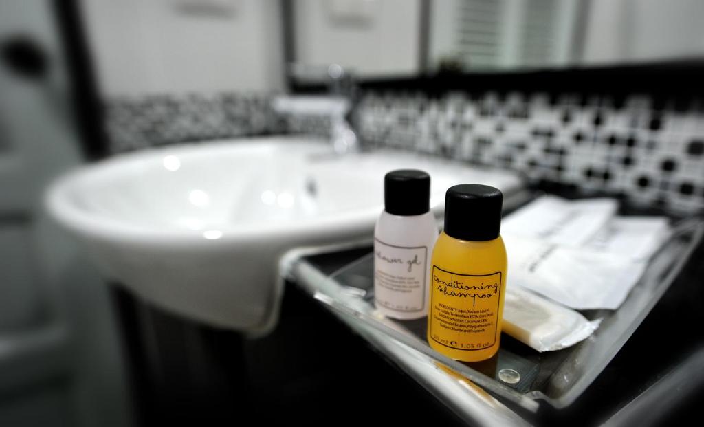 Suppamitr Villa Hotel - Resim 3