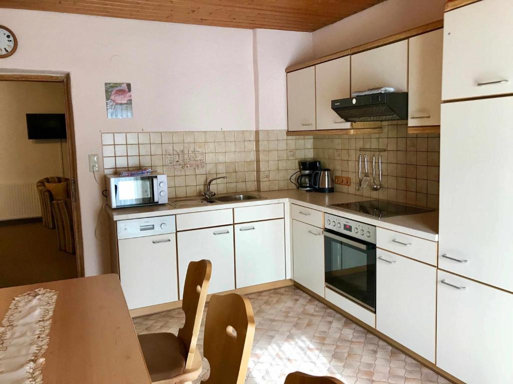Kuchyň nebo kuchyňský kout v ubytování Jedlerhof
