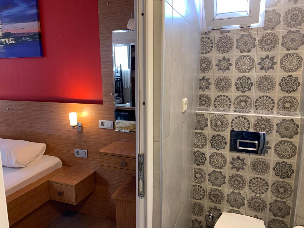 Koupelna v ubytování Antique Hostel