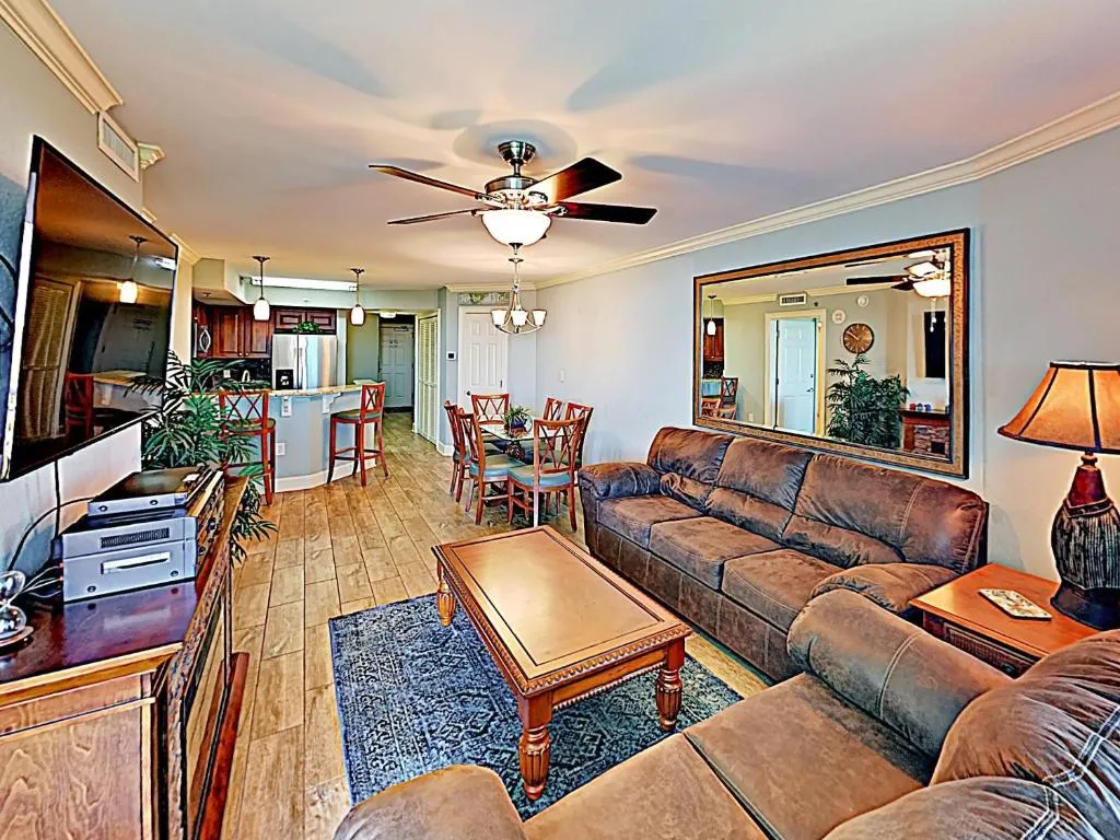 All-Suite Condo with Resort Pools - Steps to Beach! condo, Myrtle Beach, Statele Unite ale Americii