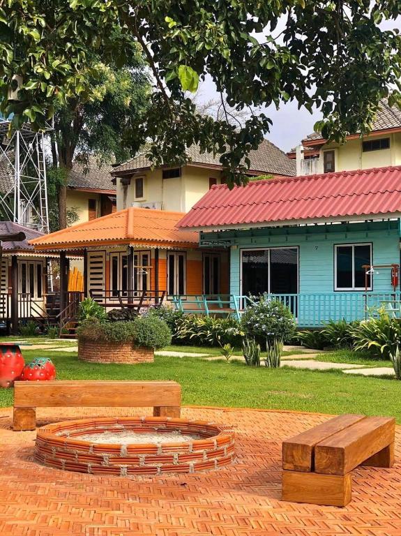 Zahrada ubytování Revolution Hostel Pai