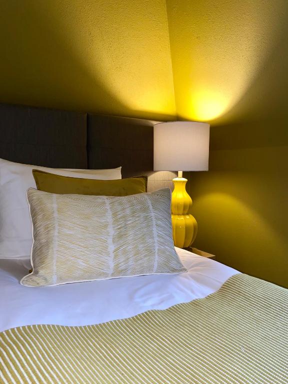 Postel nebo postele na pokoji v ubytování Apartamenty Nova 22