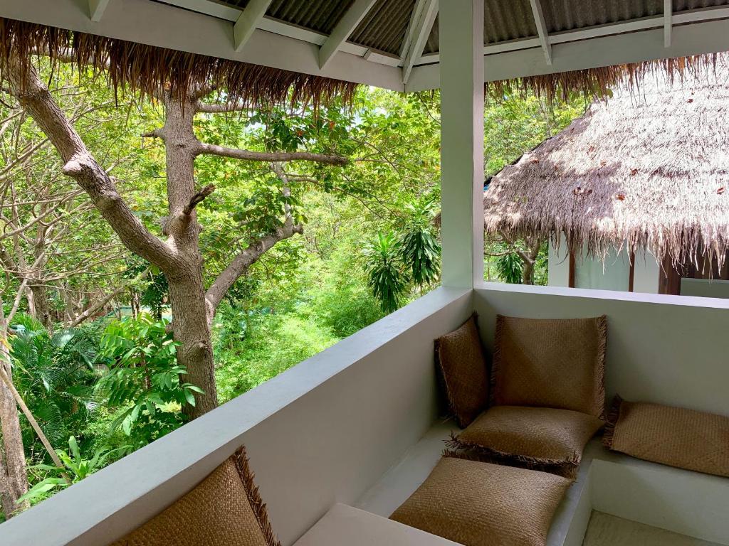 Coconut Beach Bungalows - 8