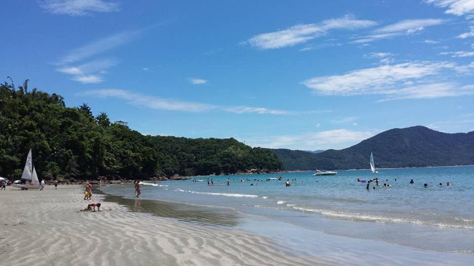  Loft Praia Brava - Casa de hóspedes com churrasqueira e piscina