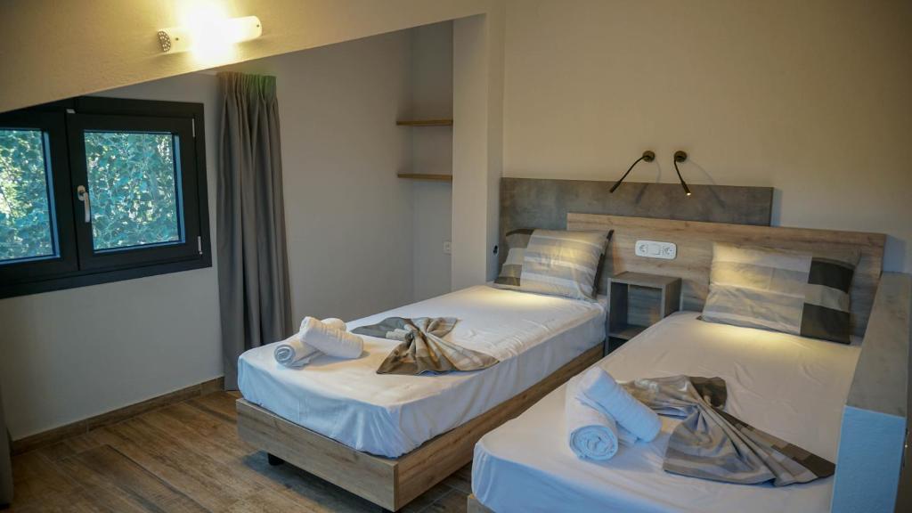 Enalia Luxury Living - 11