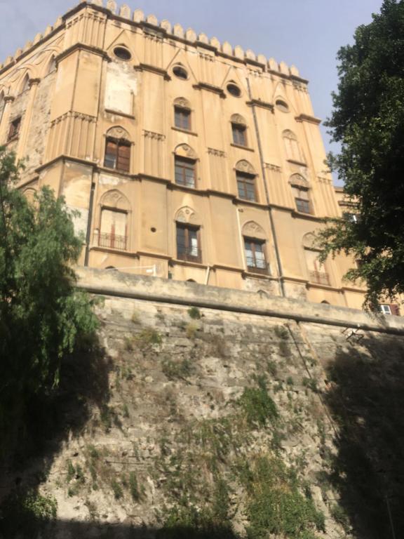 Budynek, w którym mieści się dom wakacyjny