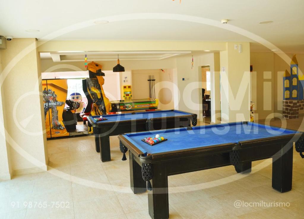 Biliár nebo kulečník v ubytování Apartamento em Resort - Park