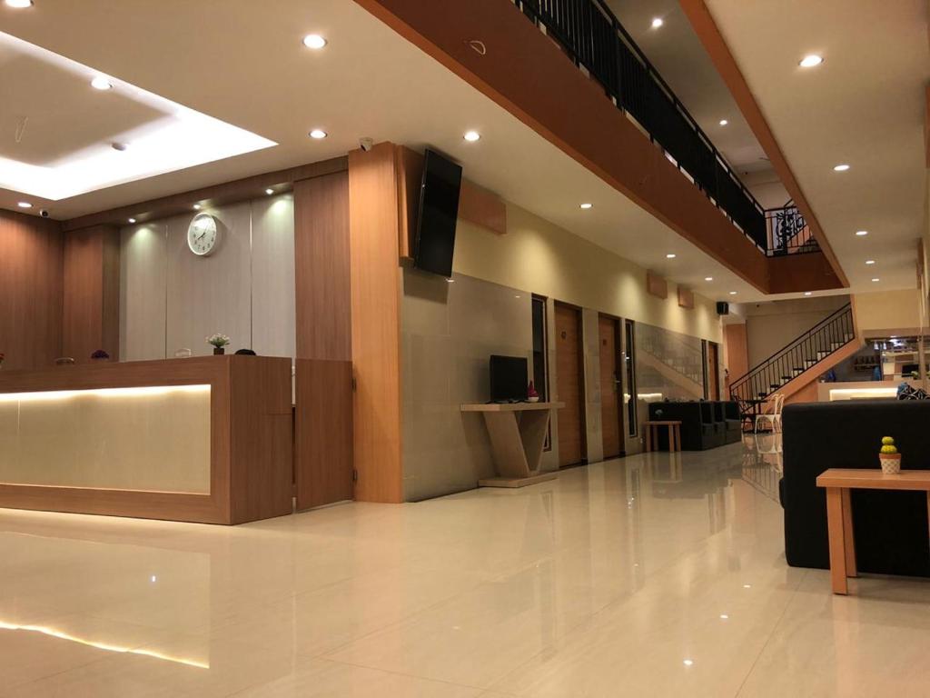 TV a/nebo společenská místnost v ubytování LCR HOTEL