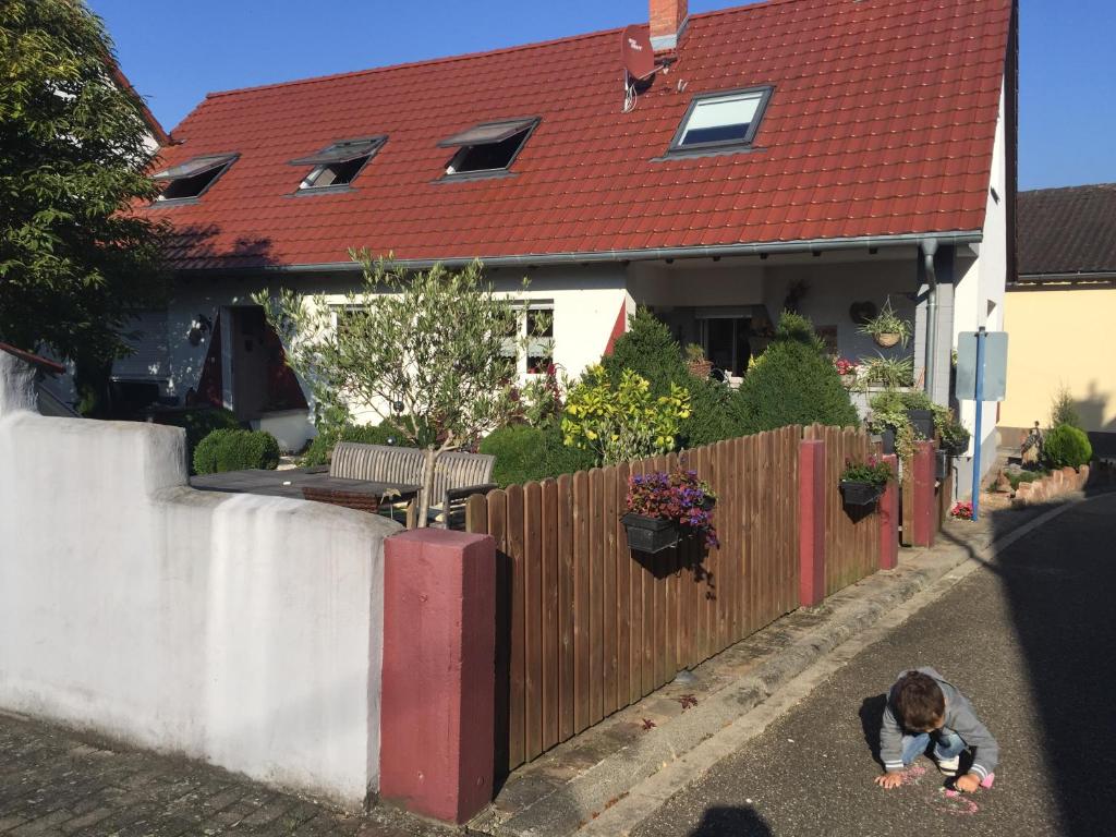 Zahrada ubytování Ferien- und Monteurswohnung Heilbrunnen