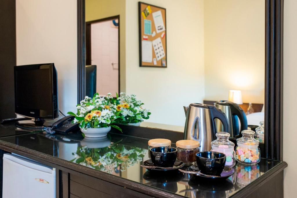 Nápoje v ubytování Lokal Phuket "Former K-Hotel" - SHA Extra Plus