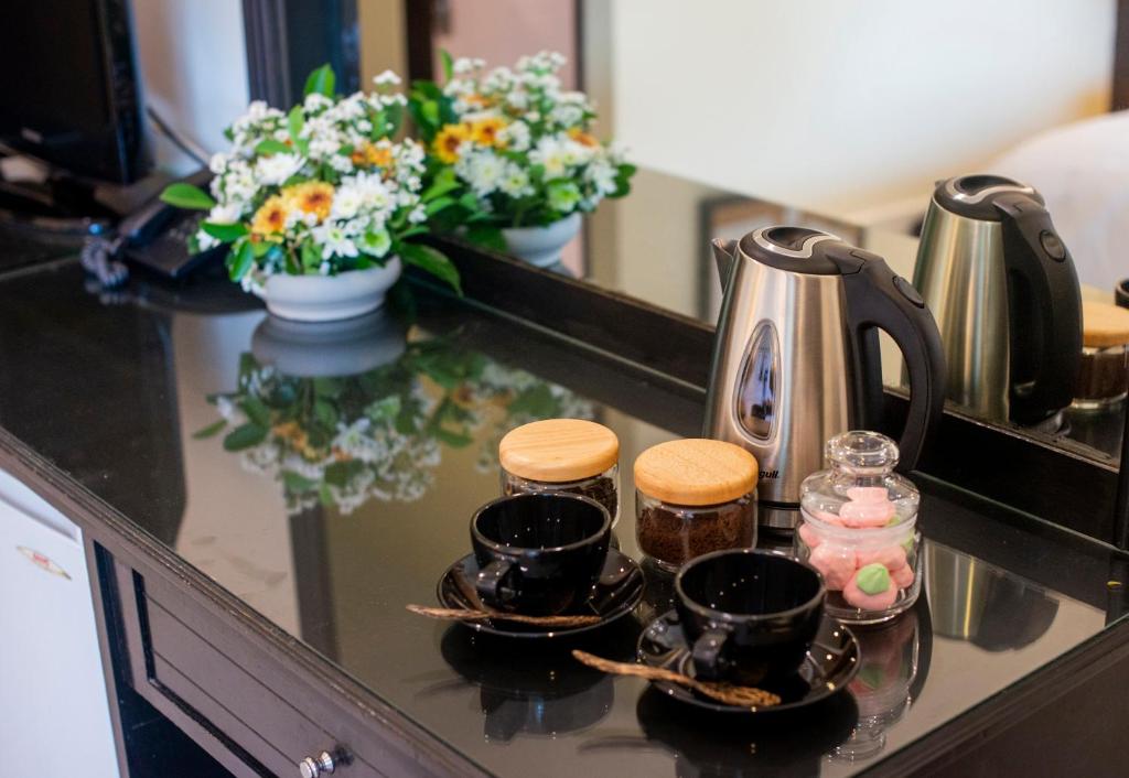 Lokal Phuket \ - Resim 40