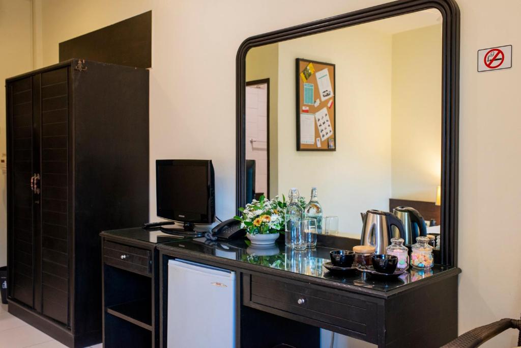 Lokal Phuket \ - Resim 31