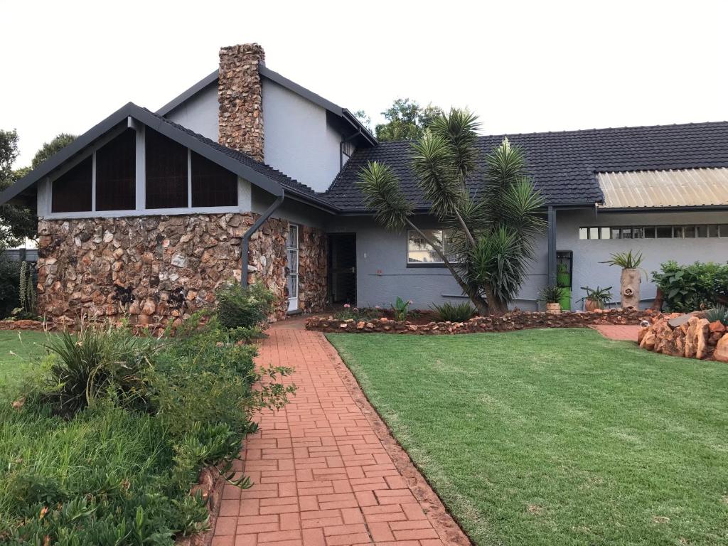  Home Bed & Breakfast, Brakpan (updated prices 2024)