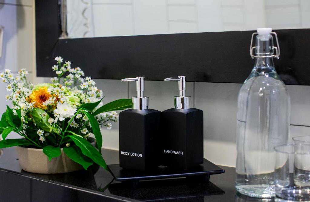 Lokal Phuket \ - Resim 23