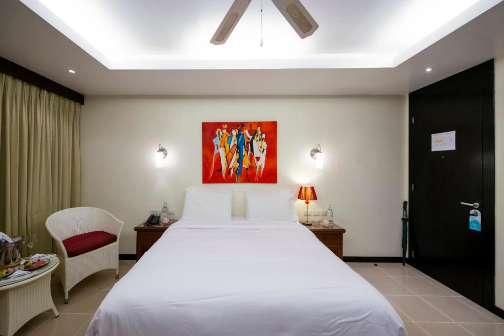 Lokal Phuket \ - Resim 19