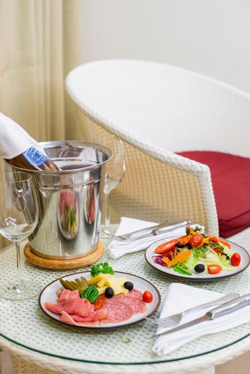 Lokal Phuket \ - Resim 16