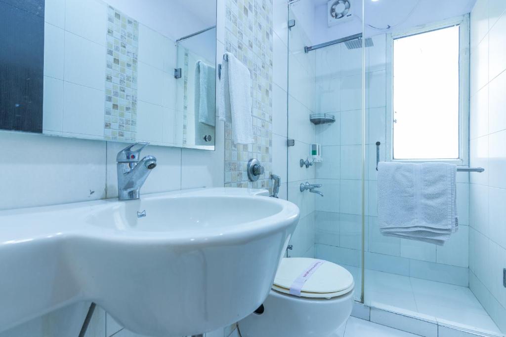 Koupelna v ubytování Rupam Hotel