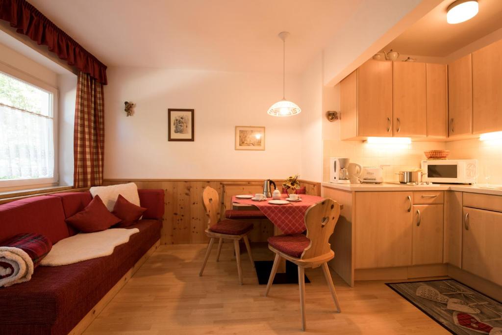 Kuchyňa alebo kuchynka v ubytovaní Residence Sisi