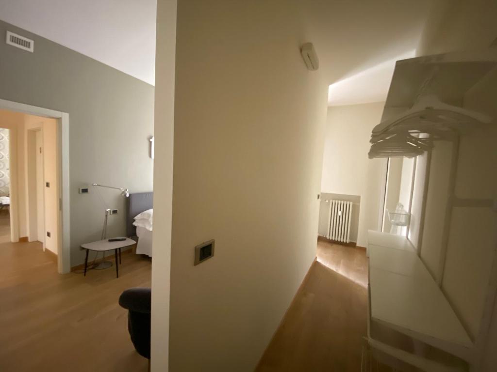 70's Luxury Cavour - 3