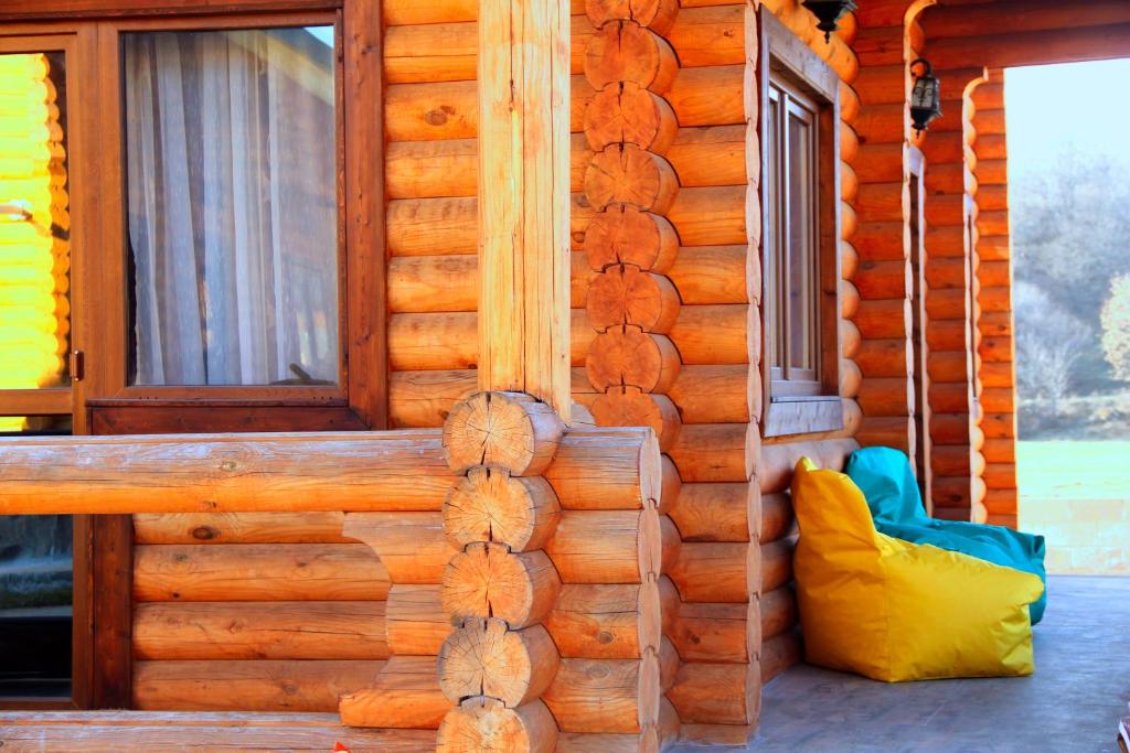 Fotografie z fotogalerie ubytování LOG HOUSE v destinaci Bakuriani