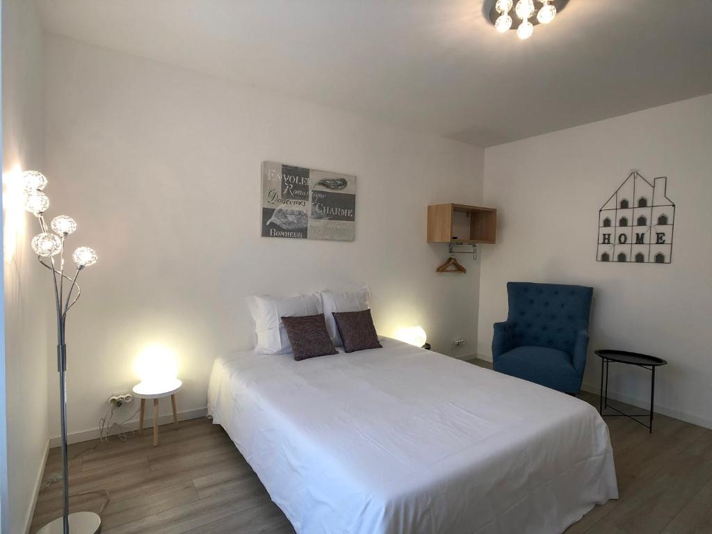 Deluxe Design - City Center Cosy Apartments – photo 6