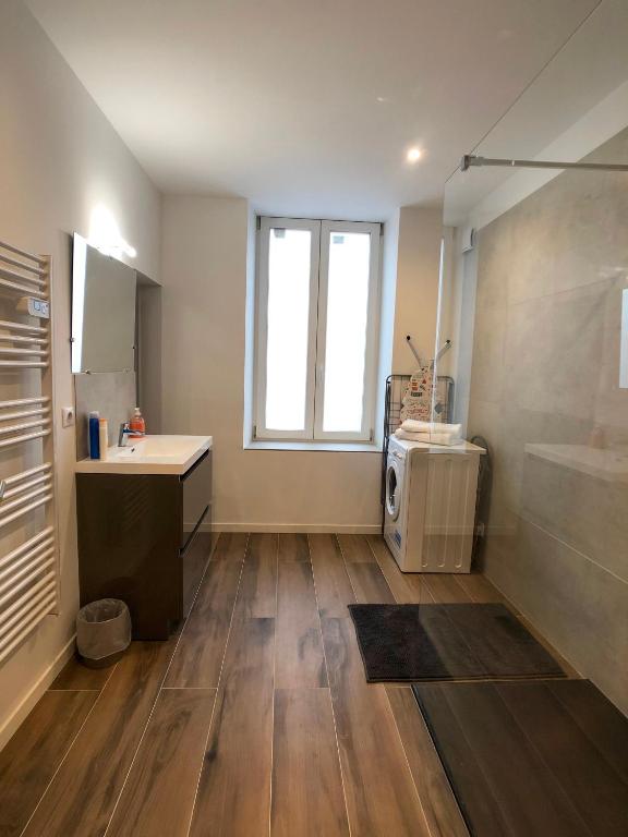 Deluxe Design - City Center Cosy Apartments - 11