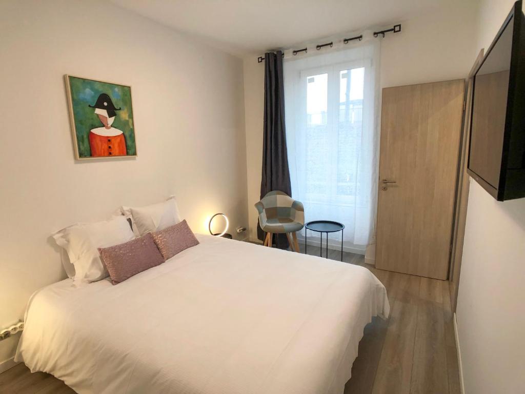 Deluxe Design - City Center Cosy Apartments – photo 39