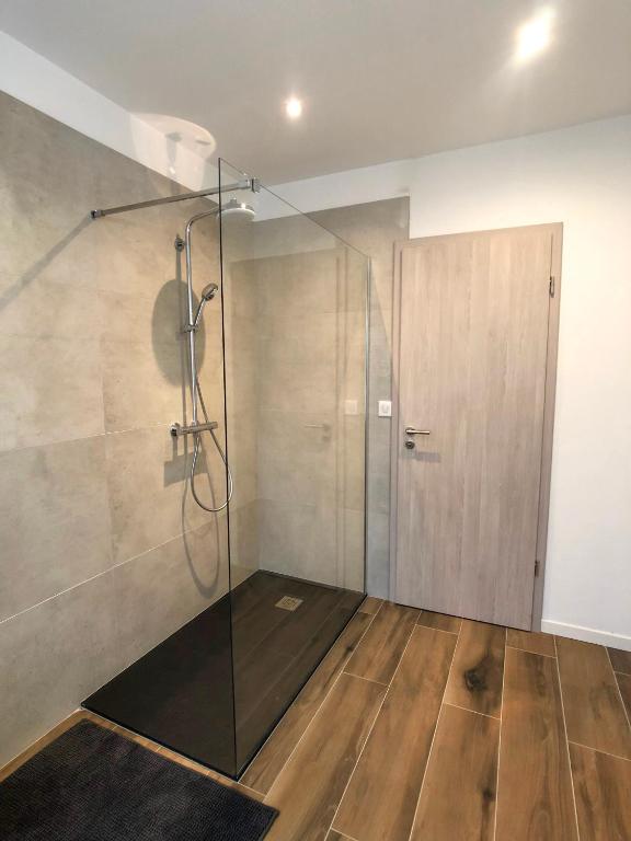 Deluxe Design - City Center Cosy Apartments - 4