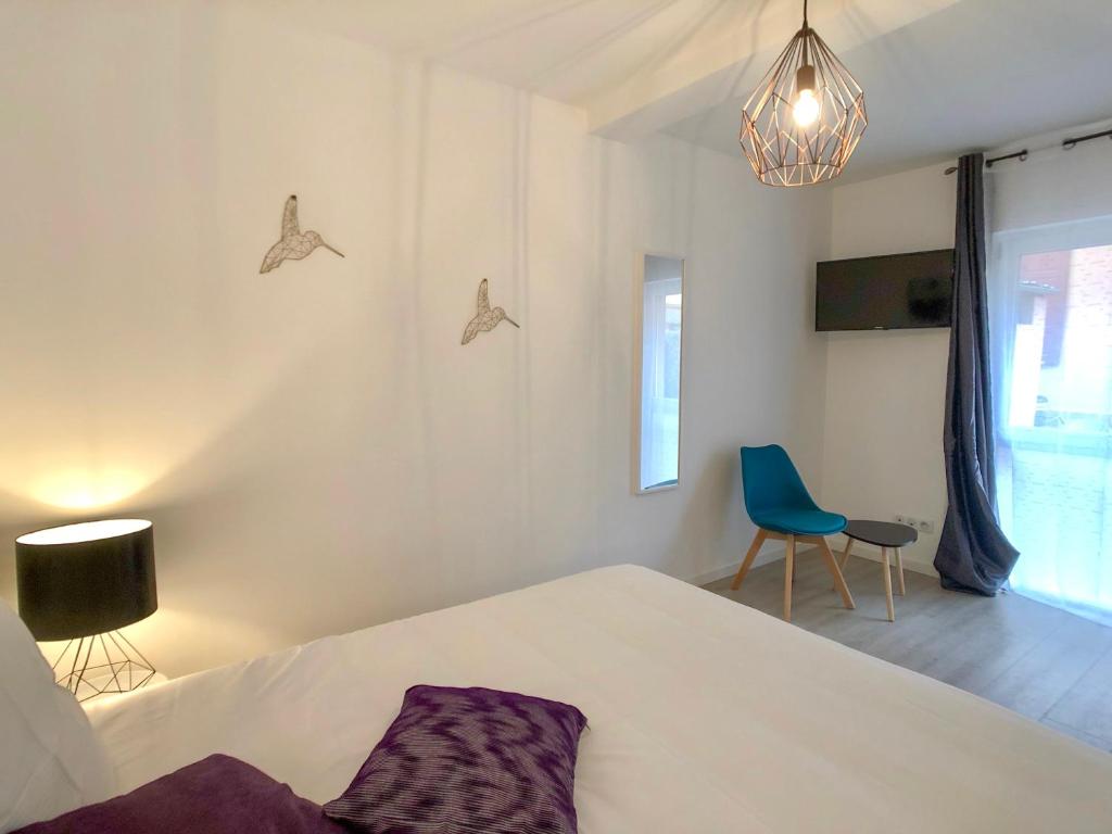 Charming Home - City Center Cosy Apartments – photo 24