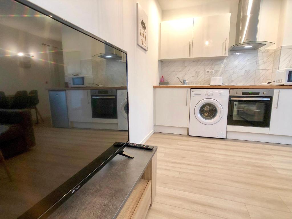 Charming Home - City Center Cosy Apartments – photo 34