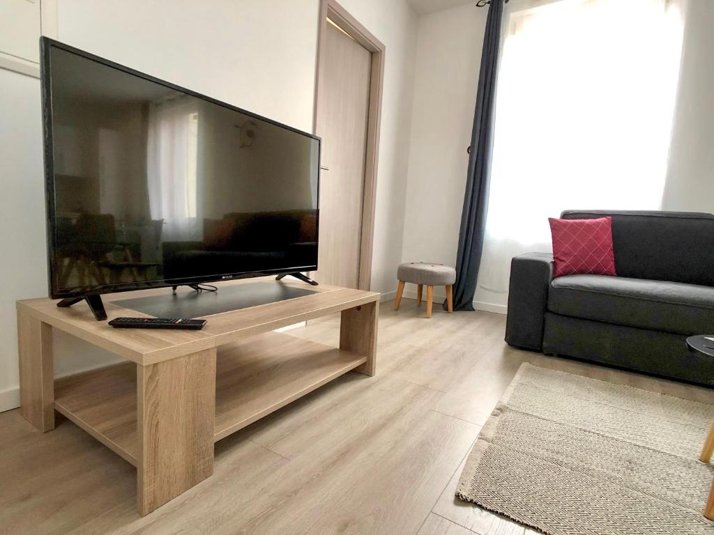 Charming Home - City Center Cosy Apartments – photo 18