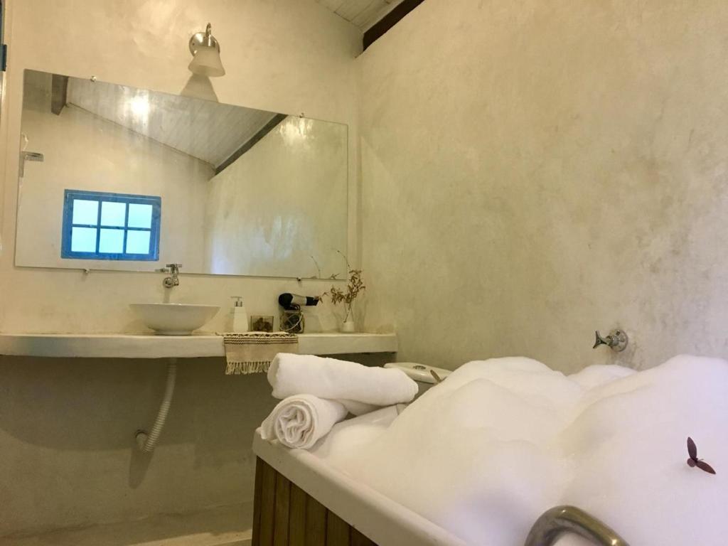  Casa Bromélia Master