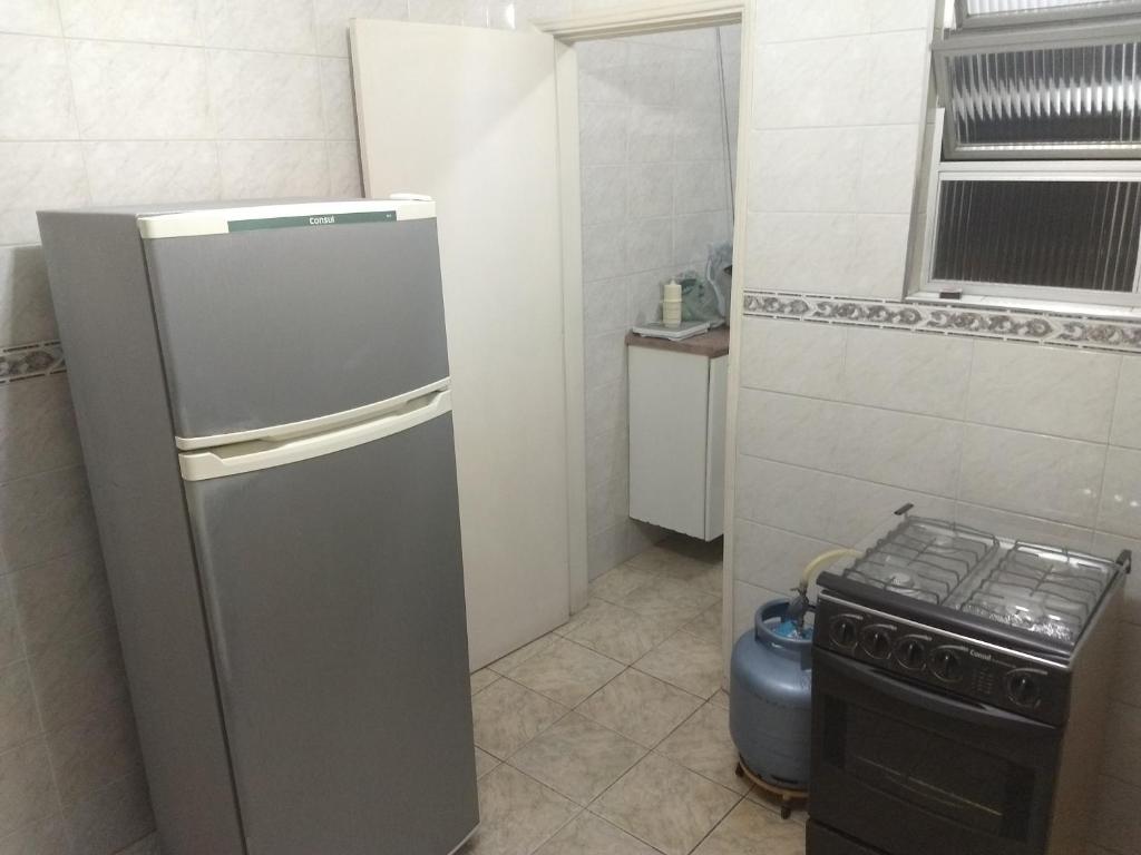  Apartamento Amplo. 1 quarto. 5 quadras da praia