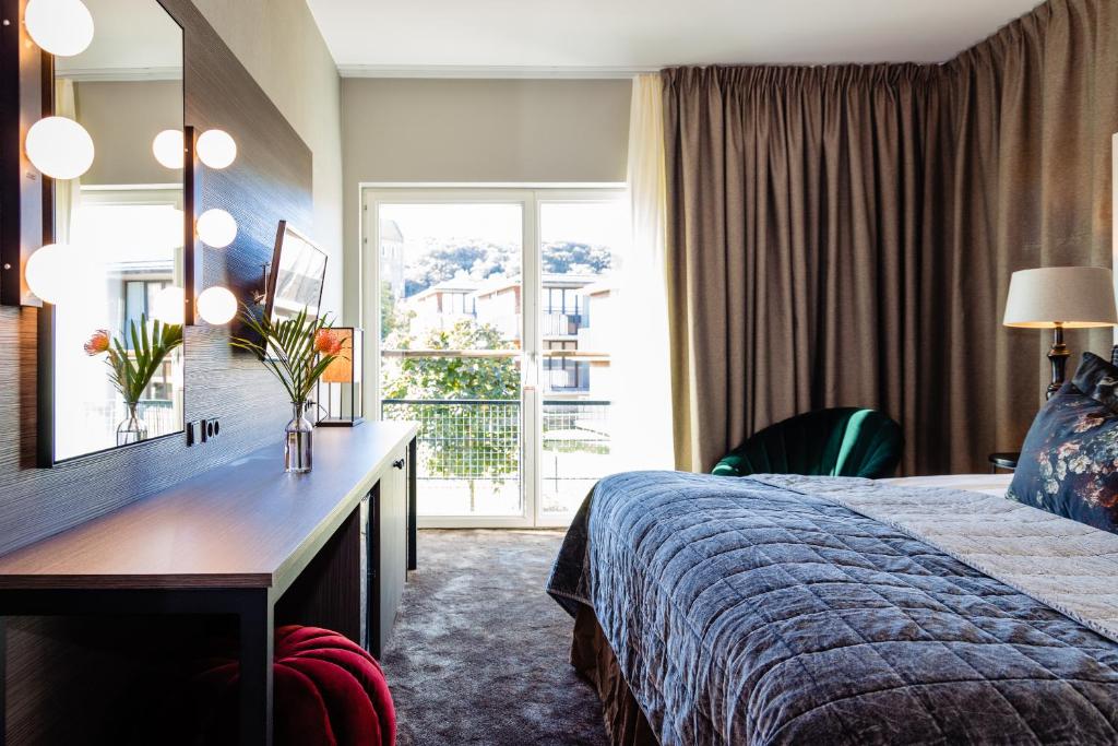 Hotel Skansen Båstad - Double Room With Balcony - Separate Building
