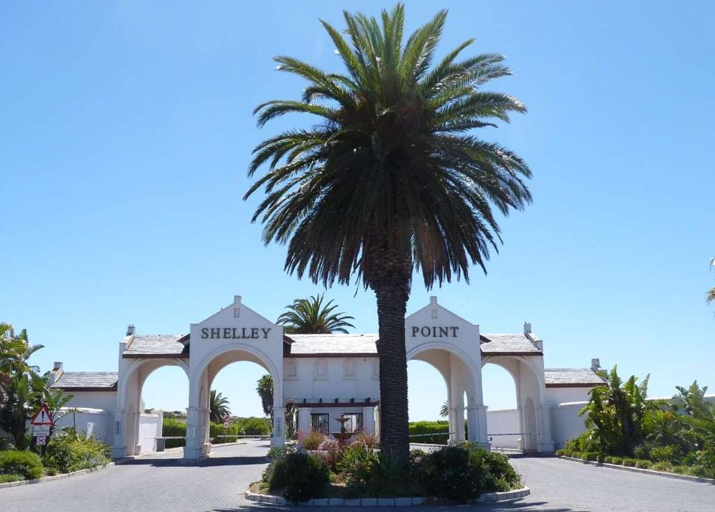 Crystal Sea House, St Helena Bay (updated prices 2024)