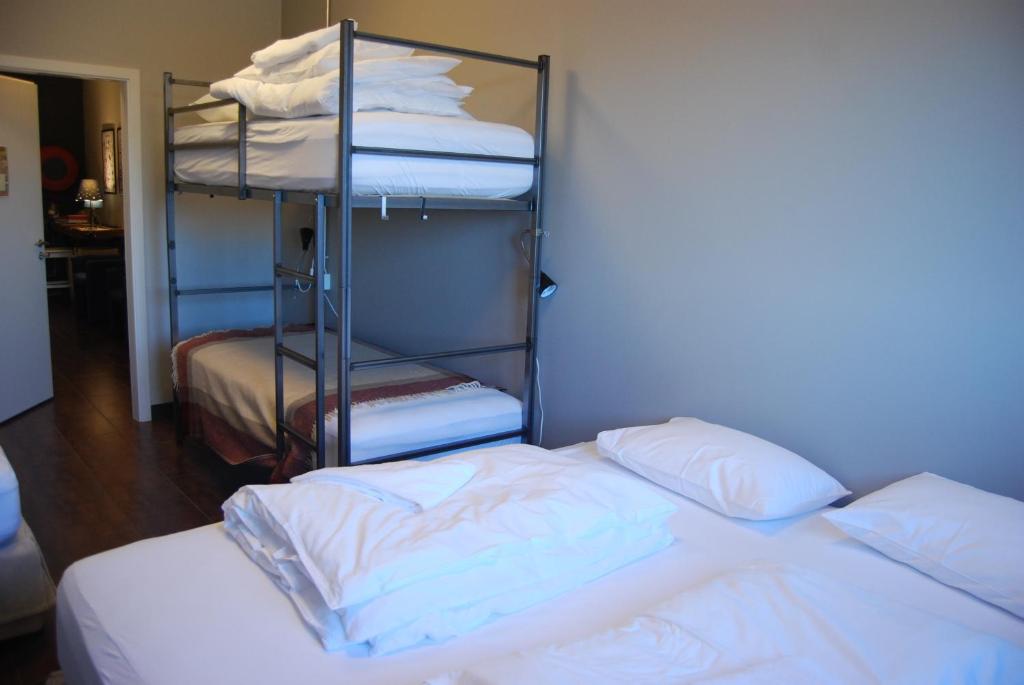 Tehúsið Hostel - Habitación Doble O Gemela Con Baño Compartido
