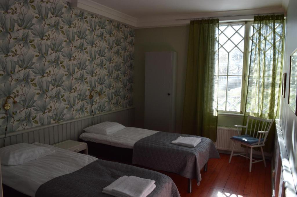 Villa Björksten - Chambre Lits Jumeaux Avec Salle De Bains Commune