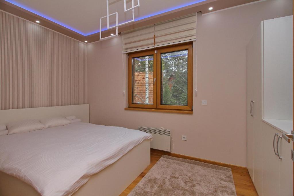 Afbeelding uit fotogalerij van NK18 Apartments in Zlatibor