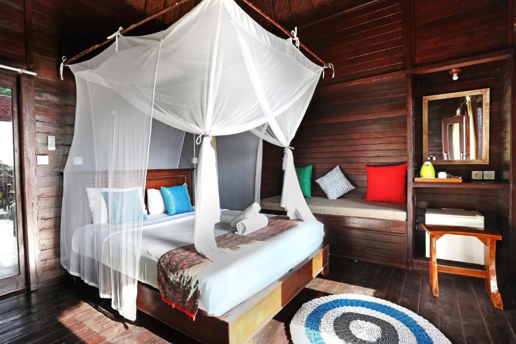 Poh Manis Lembongan - Bungalow Mit Meerblick