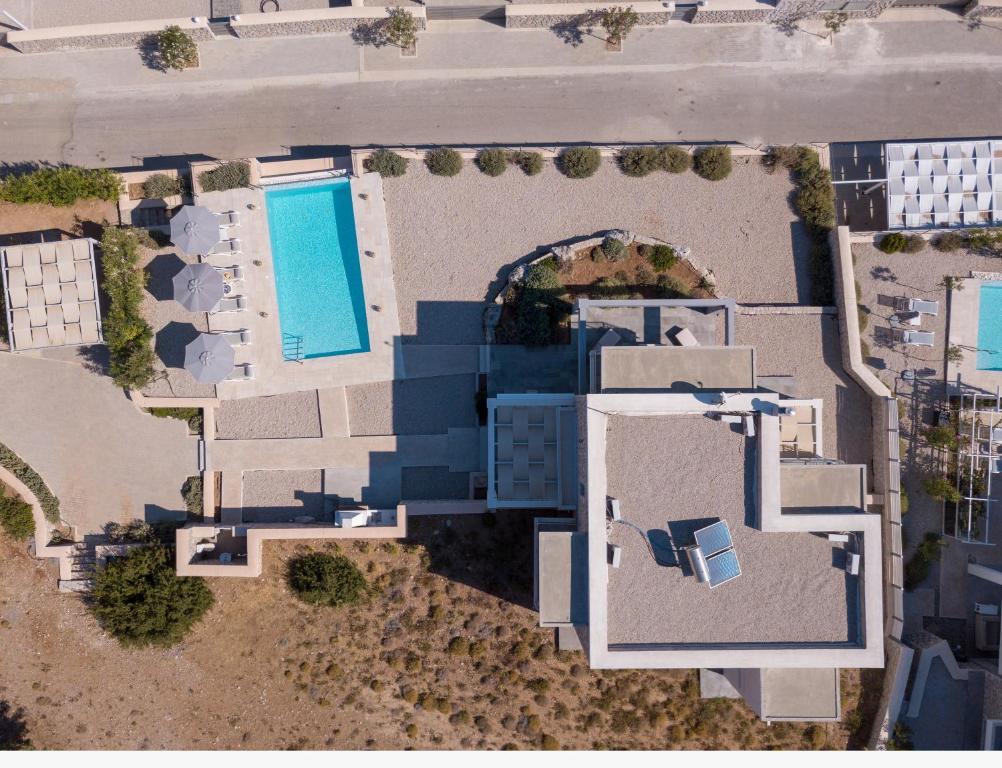 Bazén v ubytování The Red Rock Villa Afandou by Rhodes4vacation nebo v jeho okolí