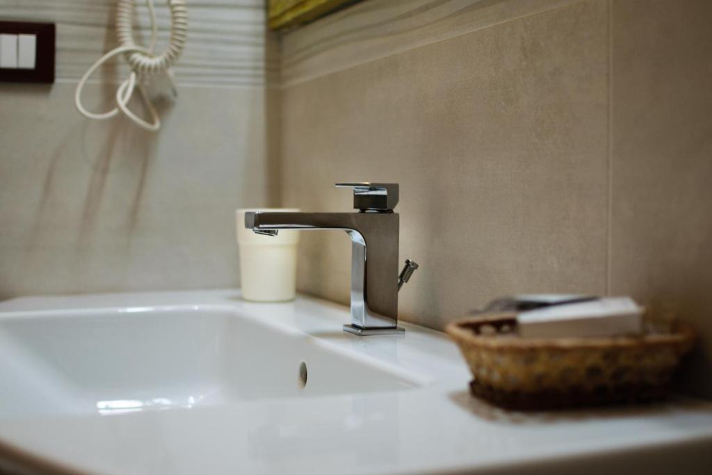 Koupelna v ubytování B&B Muro Torto Lucera