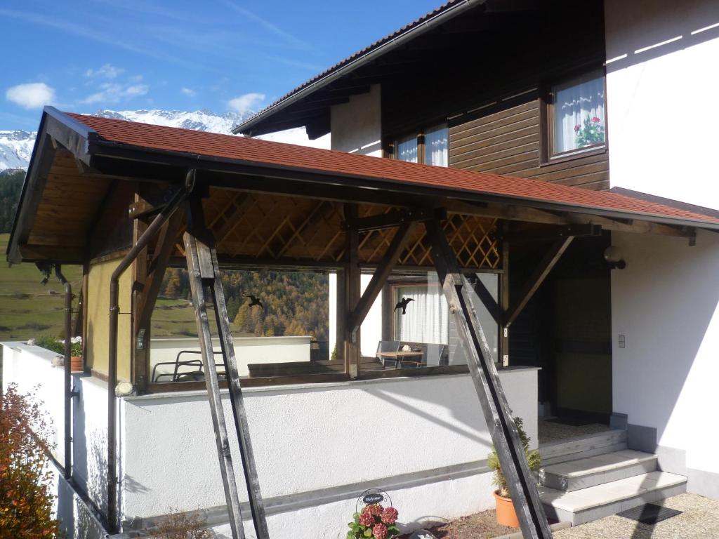 A balcony or terrace at Appartment Spoettl