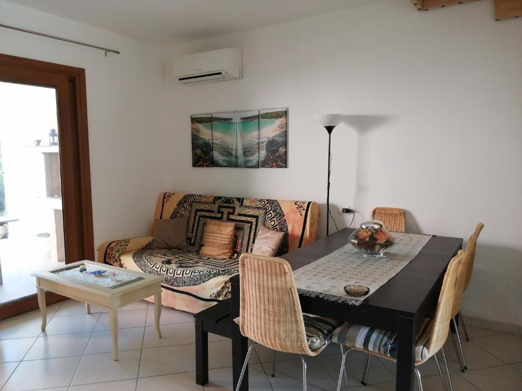 Casa Lorleo a Porto Pino - Affascinante rifugio vista mare