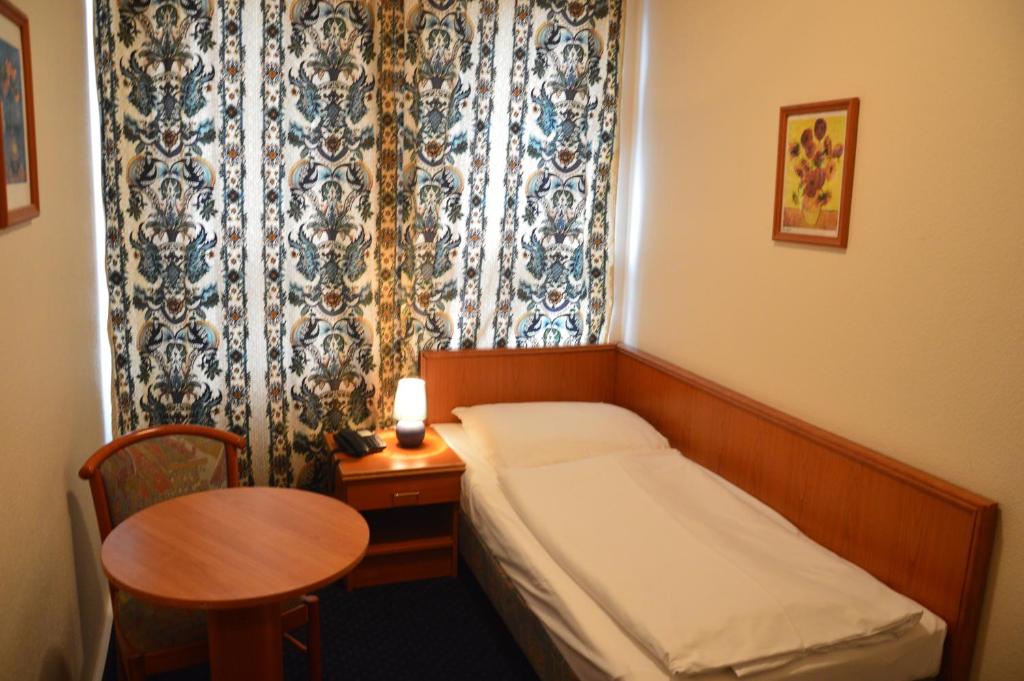 Hotel Mercedes/Centrum - Resim 16