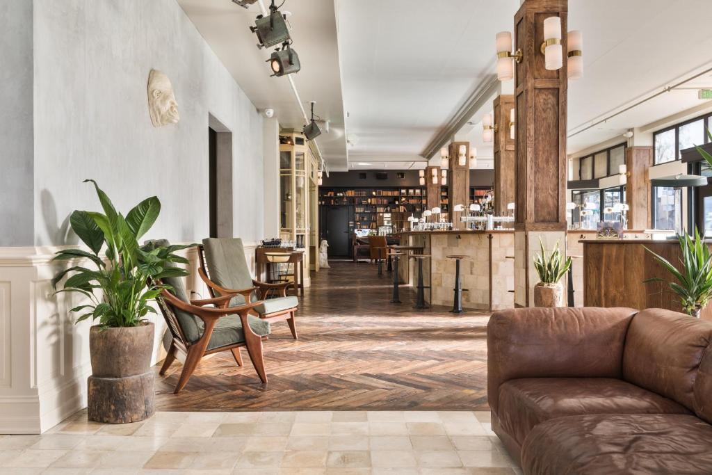 Posezení v ubytování KEX Hotel