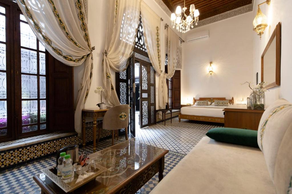 Posezení v ubytování Le Grand Alcazar - Riad