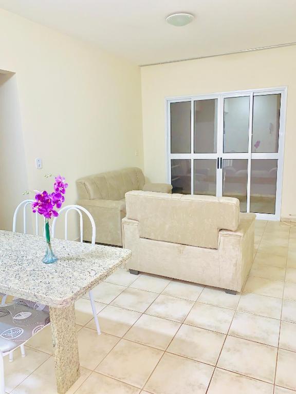  Apartamento 2 quartos do lado da Uniube 110
